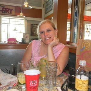 Meet your Posher, Jennifer